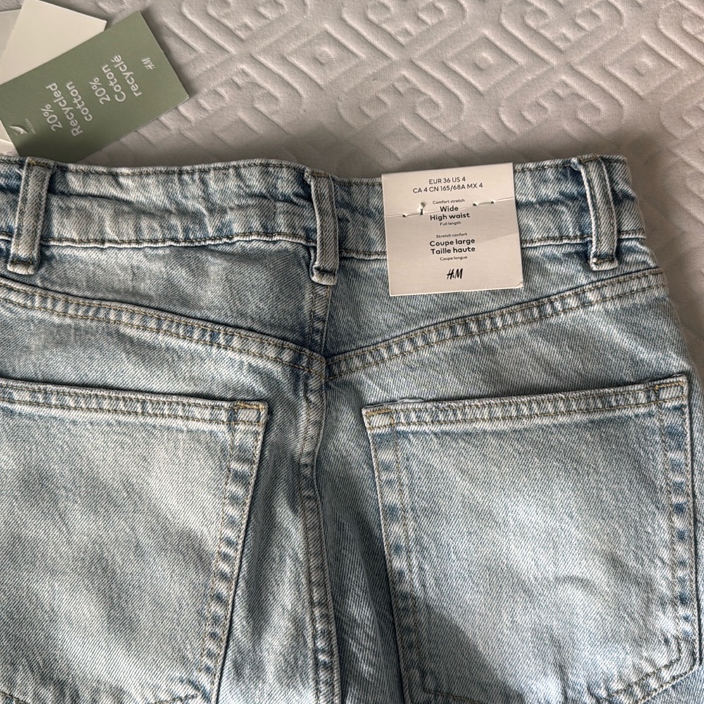 Wide high waist jeans